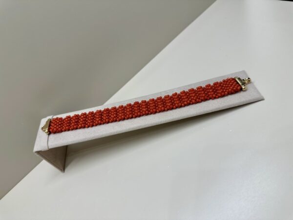 Bracciale multifilo intrecciato